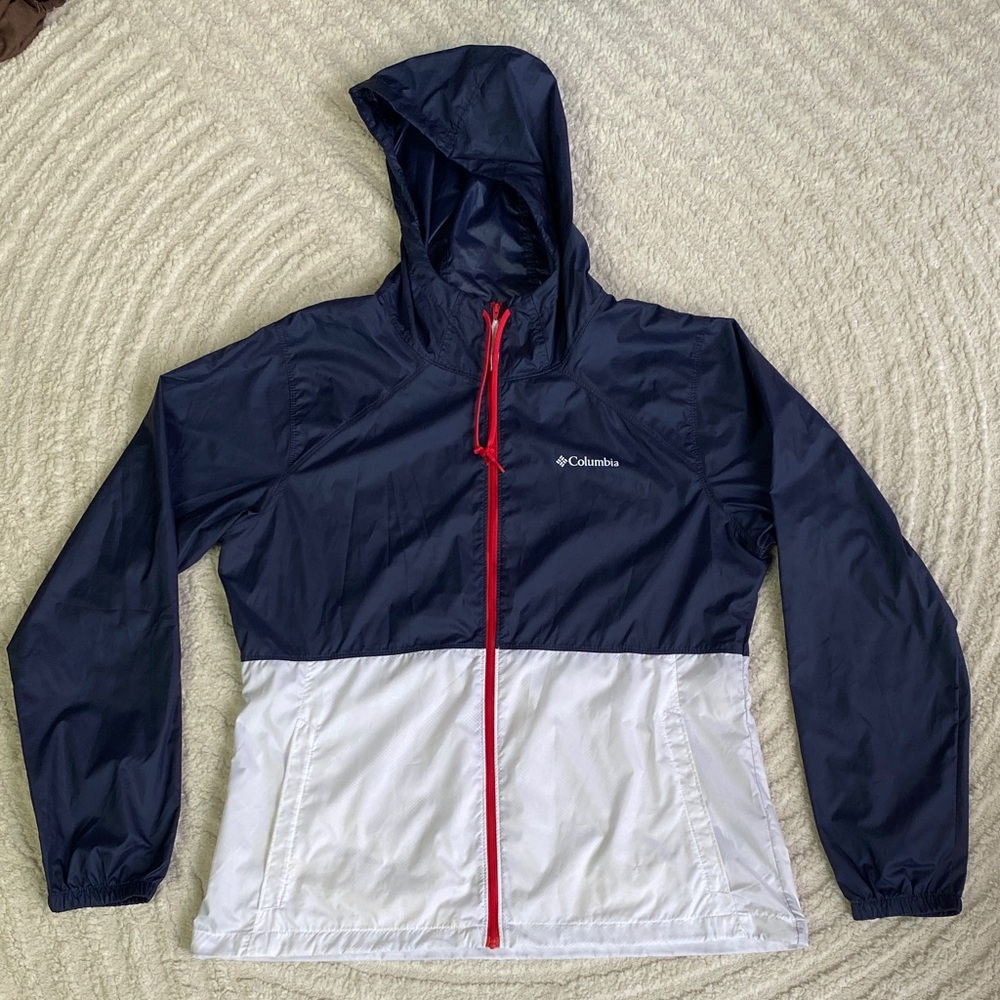 Columbia Navy and White Hooded Windbreaker